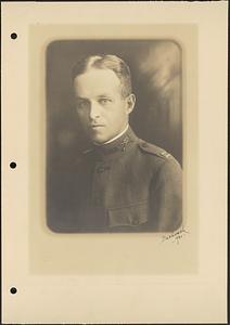 Portrait photograph of Robert Winsor, Jr. in uniform