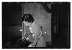 Miss Mabel Goguem typewriter demonstration