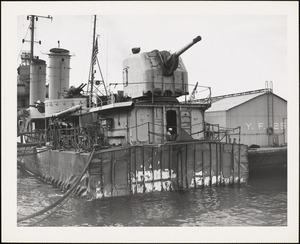 DD-623 USS NELSON Torpedoed-Picture shows one third of vessel removed at stern-Repaired by NYBos Returned to fleet 11/1944
