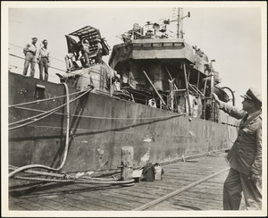 This DD took 2 suicide planes USS BRAINE DD-630 - CO-Fitts, USN on dock