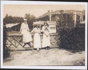 Fanny Valli, Bertha Tripp, and Ida Valli in front of F. A. Abell's house