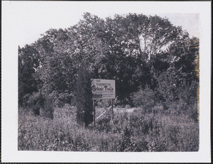 Historical Society of Old Yarmouth Botanic Trails sign