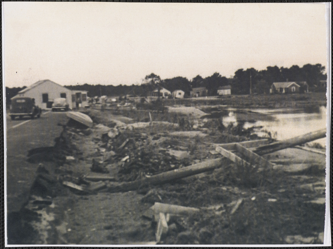 West Yarmouth 1944 Hurricane, Libby's Chowder House , Rte. 28, West