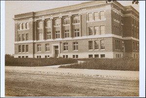 Leominster High School