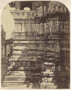 Close view of wall showing sculptural details, Chaturbhuja [i.e. Lakshmana] Temple, Khajuraho