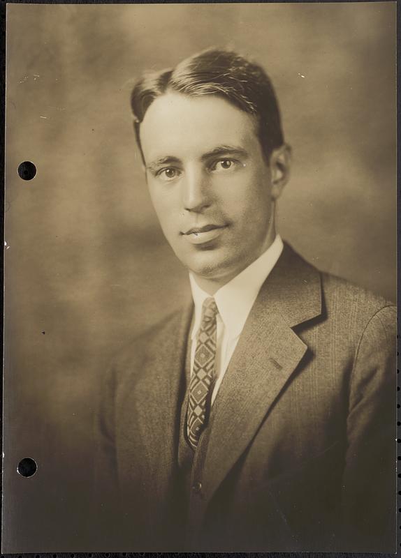 Portrait photograph of Thomas Dudley Cabot