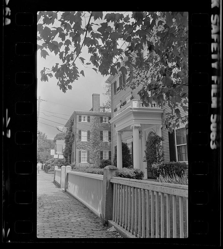 High Street houses