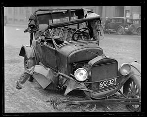 Wrecked auto