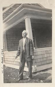 Unknown man, West Yarmouth, Mass., June 1920