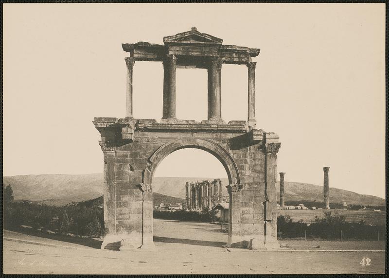 Arc d'Adrien et Temple de Jupiter Olympien