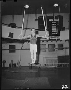 SC gymnast on the rings