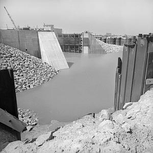 Hurricane Barrier flooded during construction, New Bedford