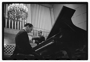 Sanroma Jesus at Boston Pops performance close ups from under the piano