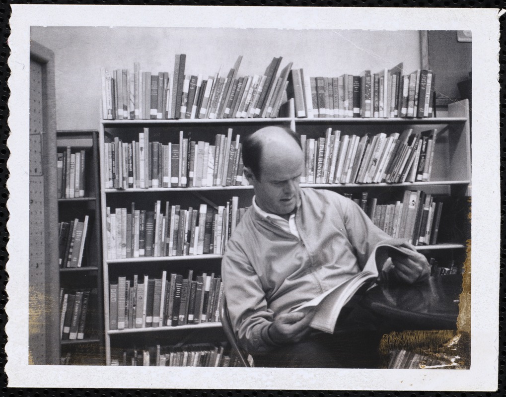 Newton Free Library branches & bookmobile. Newton, MA. Oak Hill Lib - interior