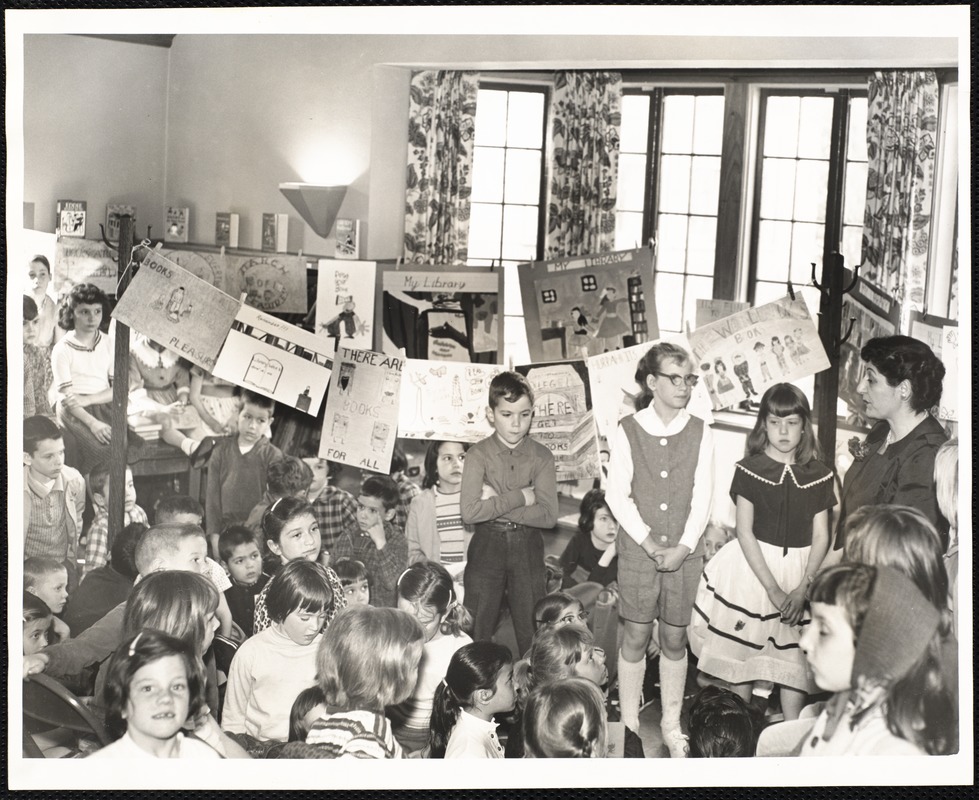 Newton Free Library, Newton, MA. Programs. L. Week: 4/16-22, 1961 - Auburndale story hour