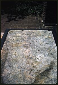 Tombstone of Benjamin and Deborah Franklin, Christ Church Burial Ground, Philadelphia, Pennsylvania