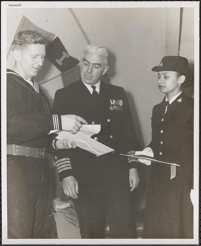 Roxbury girl wins Navy honors