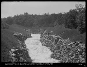 Wachusett Dam, Waste Channel, looking upstream; visit by MWSB board members and officials of cities and towns in the Metropolitan Water District (approximately 120 people attended), Clinton, Mass., May 27, 1908