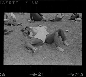 Hippies on the Boston Common embracing