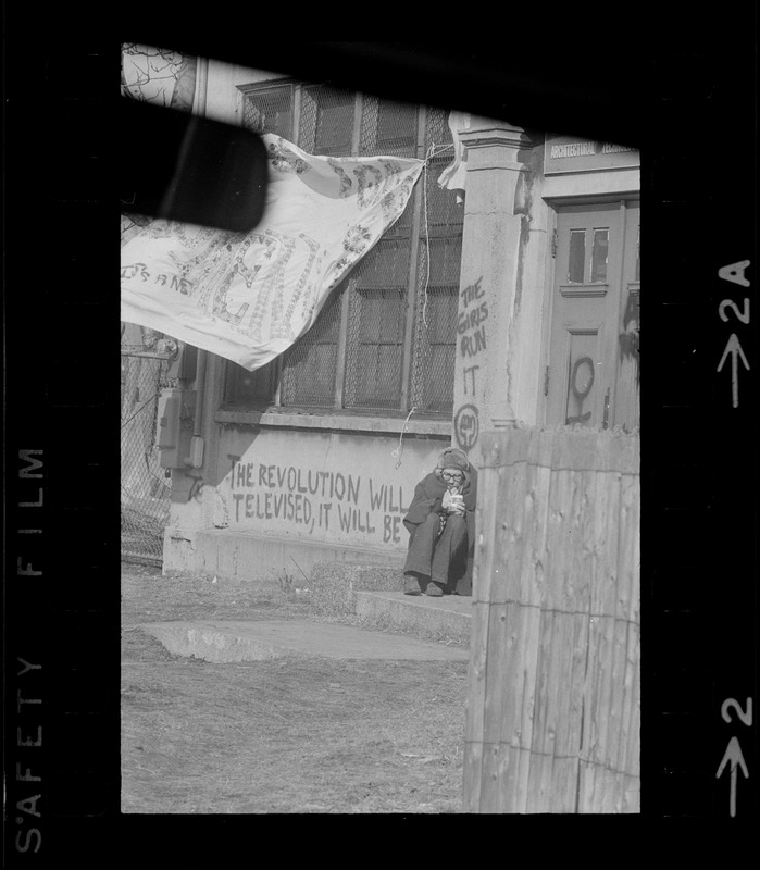 A women's liberation group occupies Harvard building