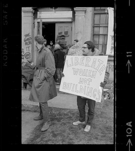 Protestors outside the Harvard building occupied by women's liberationists