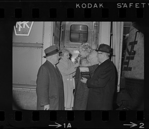 National Commander of the DAV Auxiliary arrives in Boston at South Station