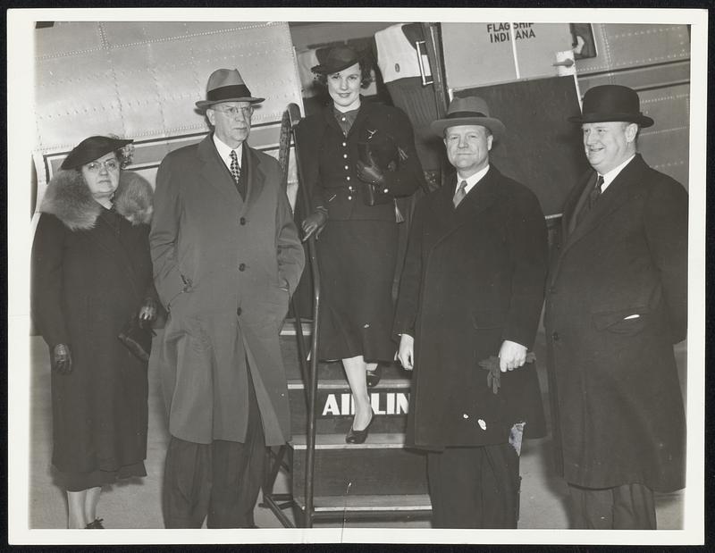 Air Passenger Service Begins New York, April 6 - Mayor Mansfield of ...