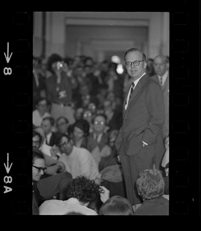 MIT Pres. Howard Johnson meets with picketing students outside his office