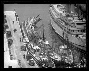 S.S. King Philip sinks Jan 1935