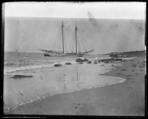 Schooner - at north shore - fetching load of clay?