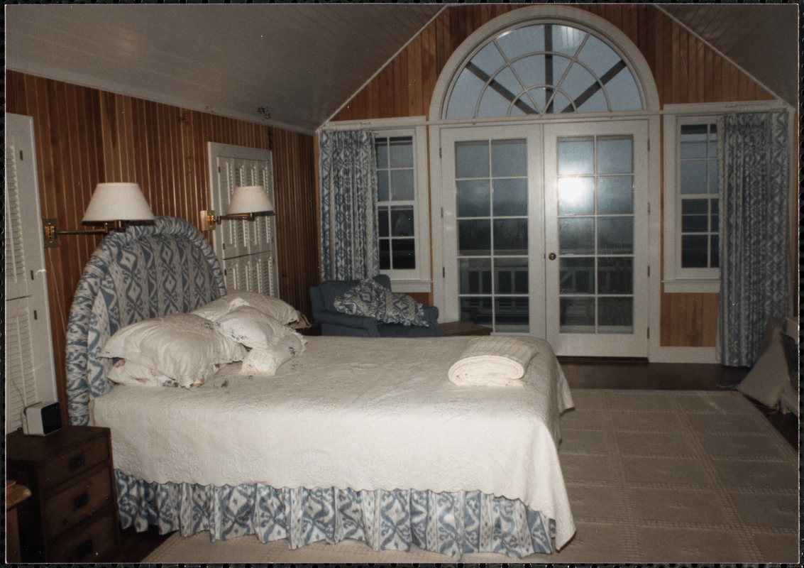 Interior photograph of the master bedroom at 5 Carew Lane