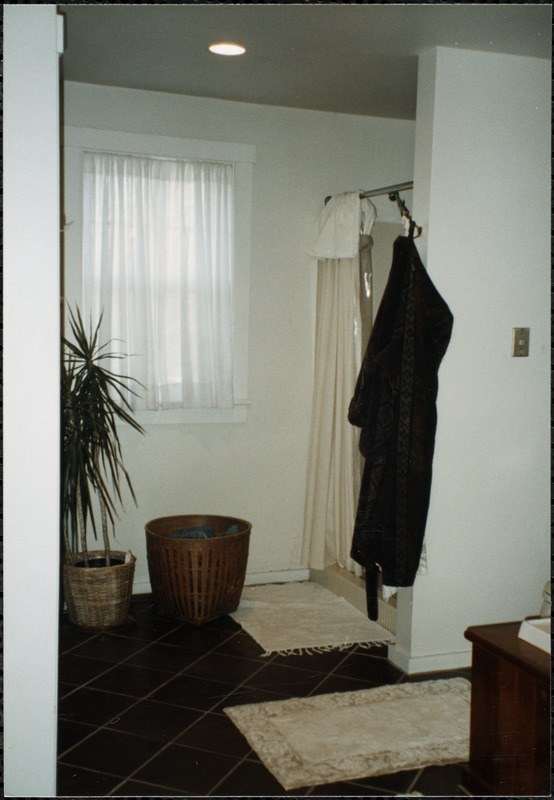 Interior view of 96 West Chester Street