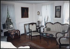 Interior view of 4 Pine Street