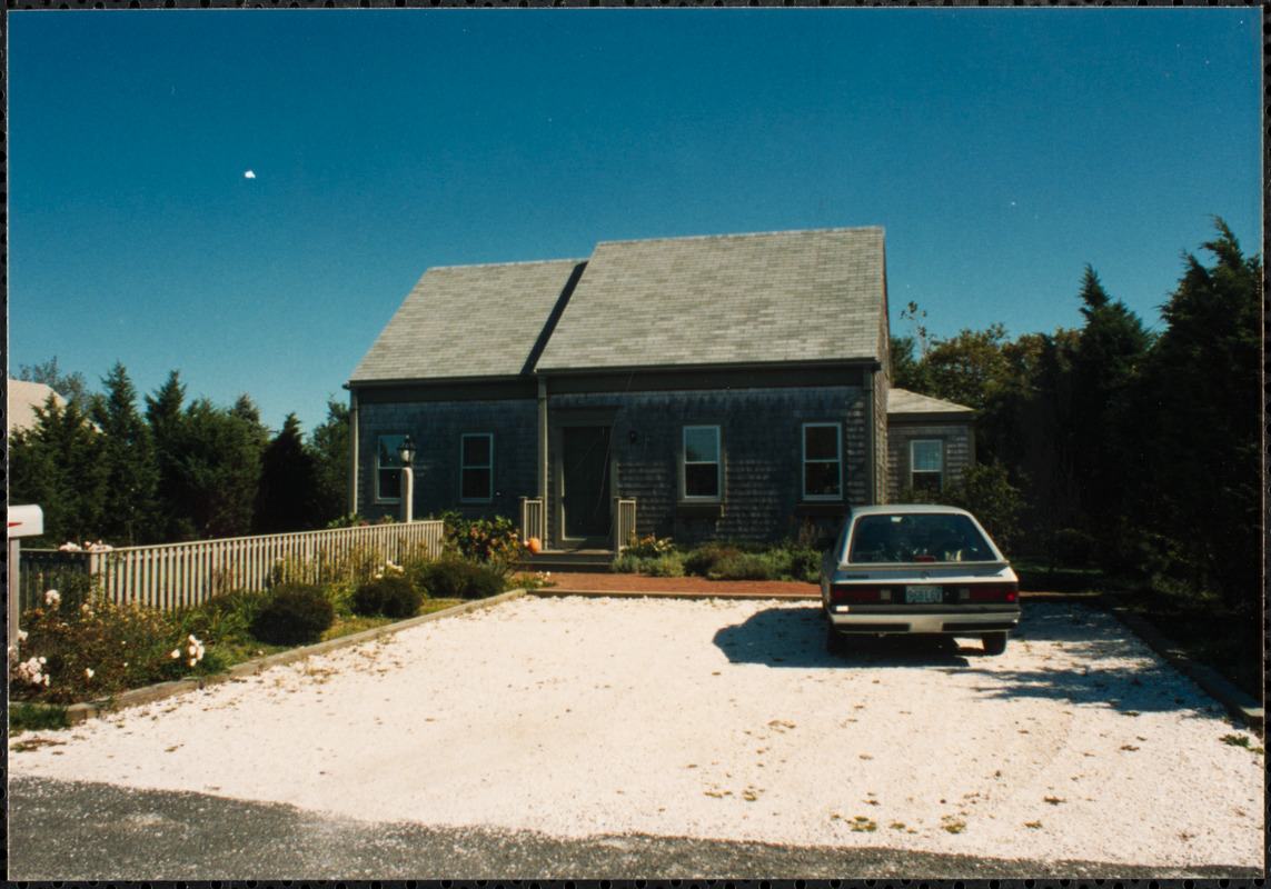 4 Polliwog Pond Road Digital Commonwealth