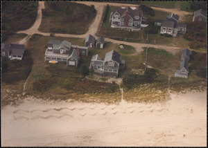 Aerial view of 84 Quidnet Road