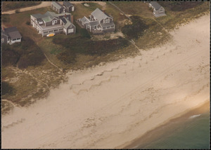 Aerial view of 84 Quidnet Road