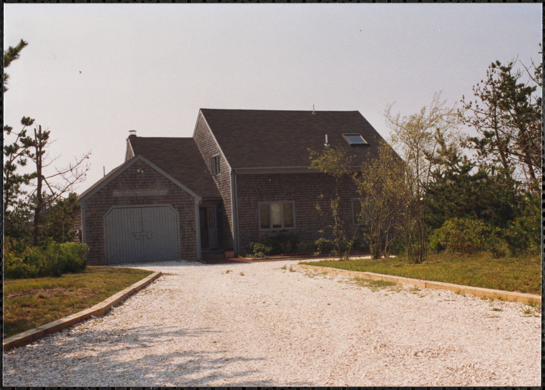 13 Starbuck Road Digital Commonwealth