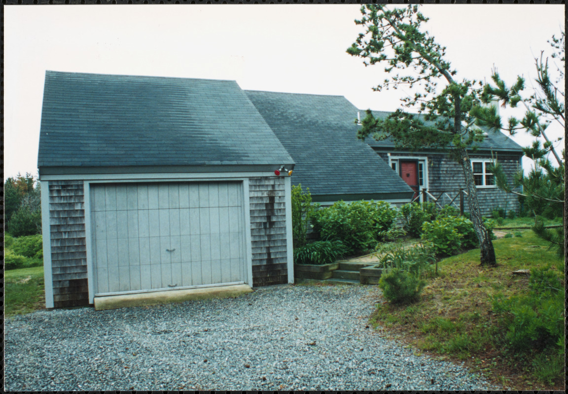 15 Starbuck Road Digital Commonwealth