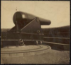 Fifteen-inch gun in Battery Rodgers on the Potomac