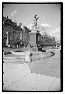 Leif Erikson statue