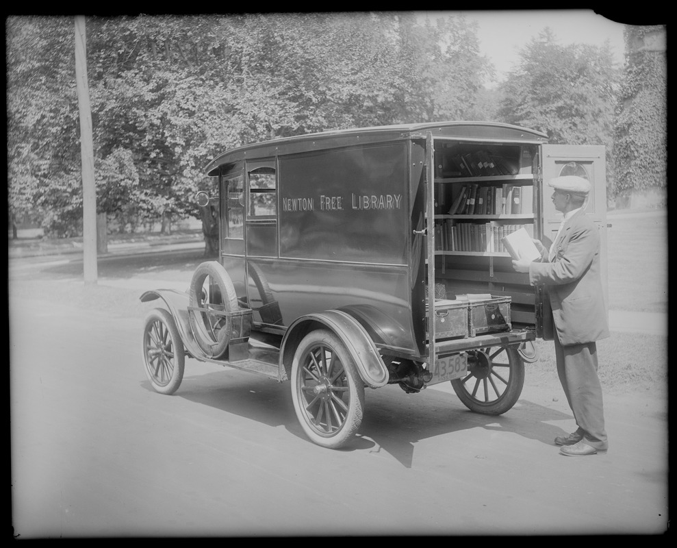 Newton Free Library bookmobile, side view 1920 -