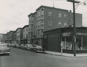 Lowell St. at 333 Broadway