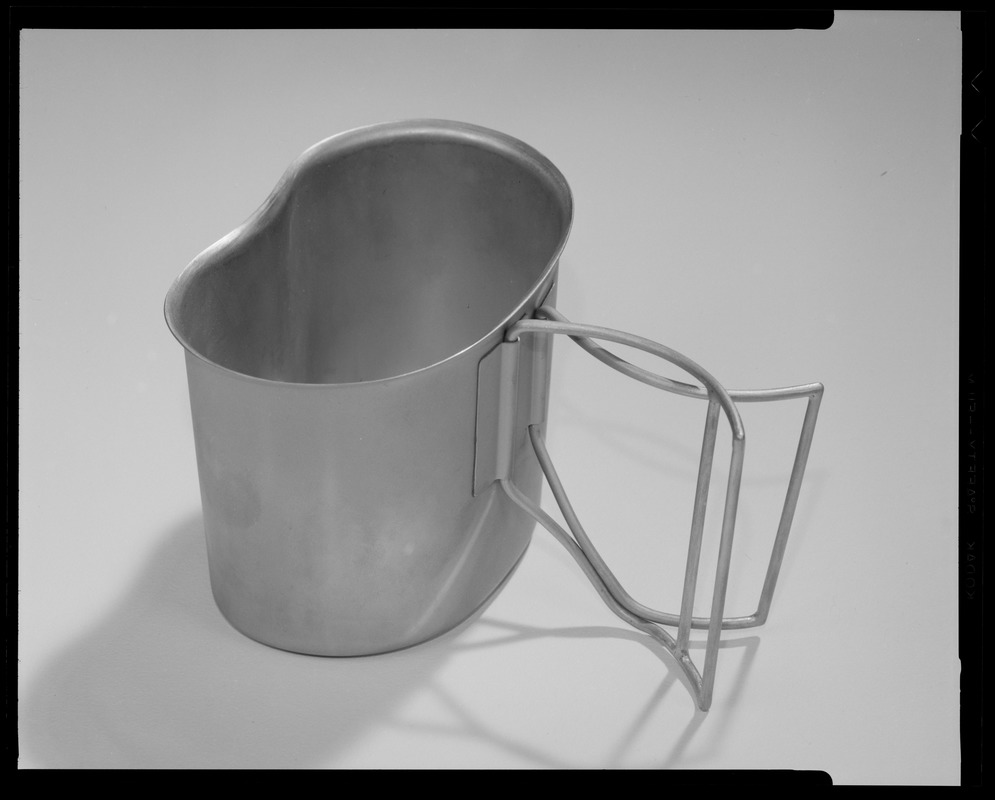 Cup, canteen w/folding handle, open position