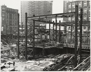 Boston Public Library Johnson building construction, August 1970