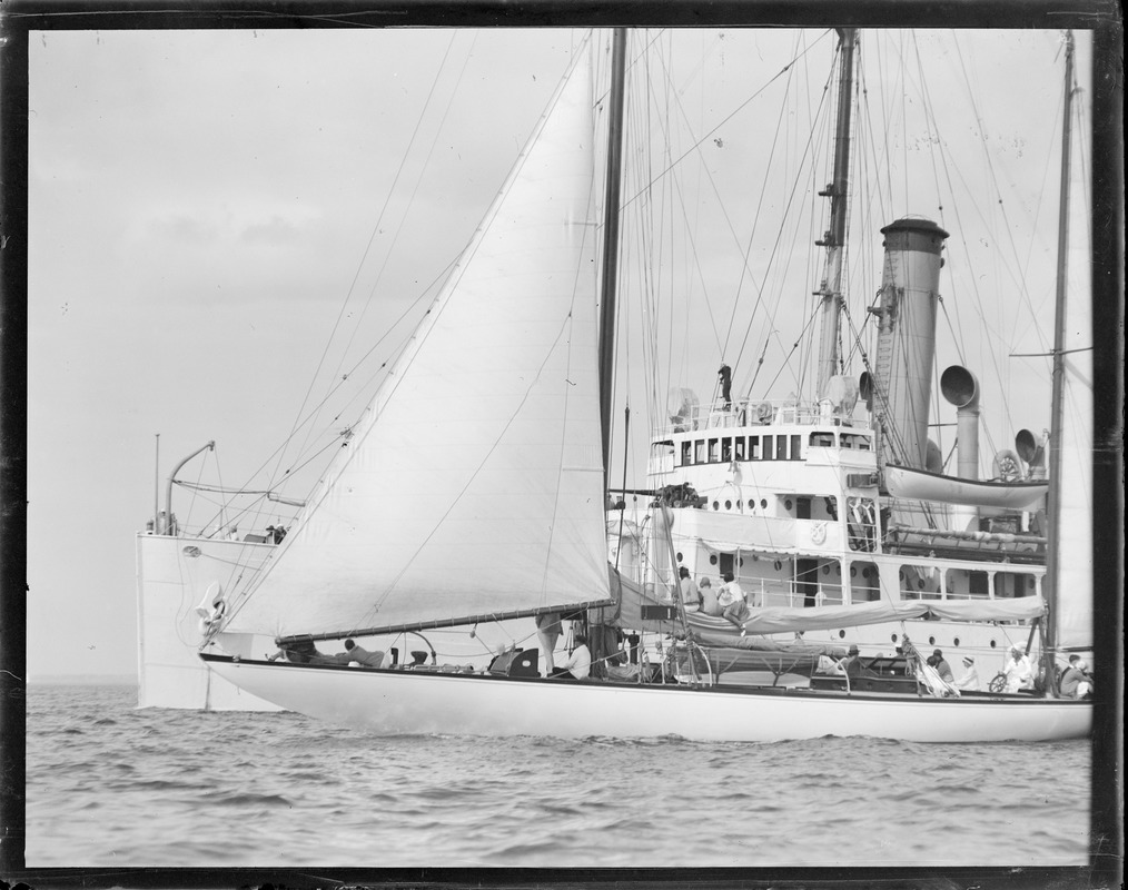 USS Tampa and yawl Dorella' of Marblehead