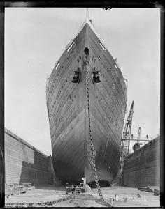 SS Leviathan, dry dock, South Boston