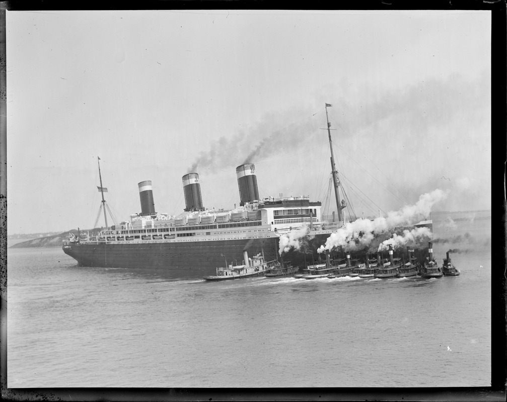 SS Leviathan leaving Boston Harbor