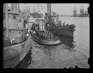 Small steamer burns off army base. Engine 47. Gen. R.N. Batchelder.