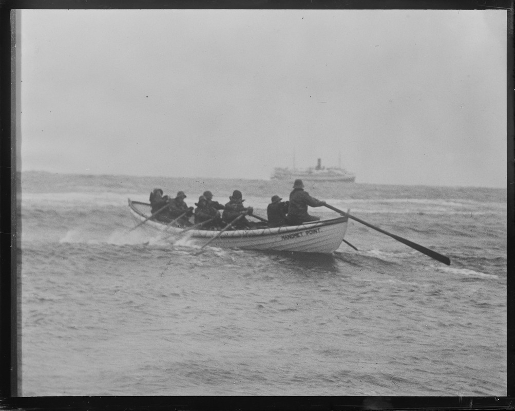 Manomet life savers rowing out to the SS Robert E. Lee. Three of eight died.
