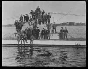 German sub crew U53 Thank sank so much British shipping before US entered war, in Newport
